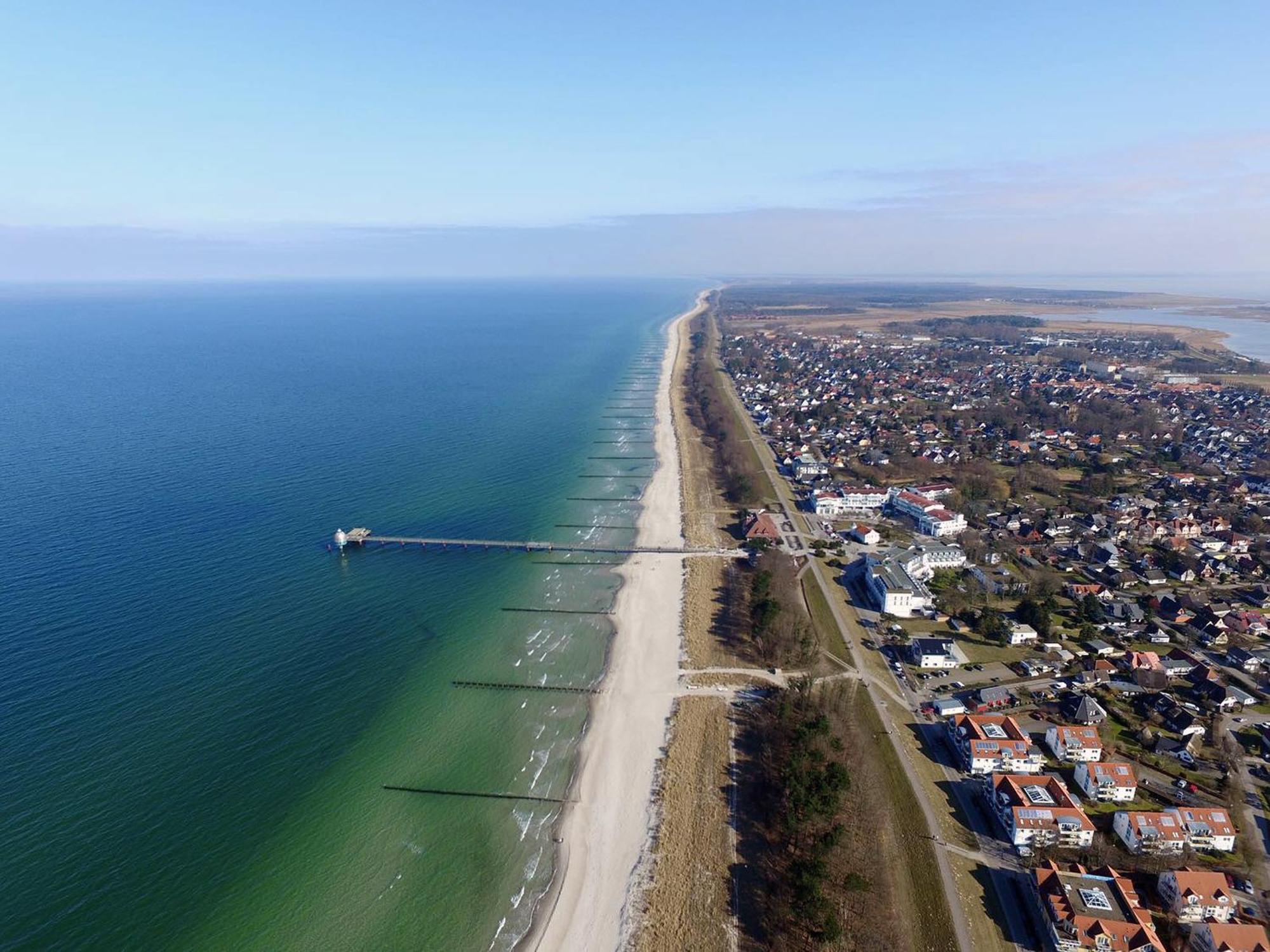 Die Kornblume Zingst Esterno foto